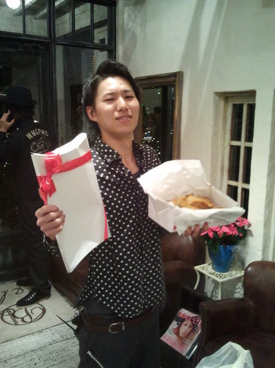 2011-12-09 21.25.42.jpg